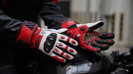 Are 3M Thinsulate Gloves Waterproof?