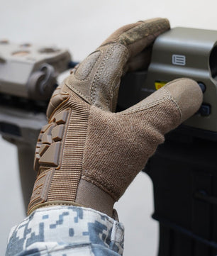Seibertron combat gloves with reinforced rubber knuckle protection

