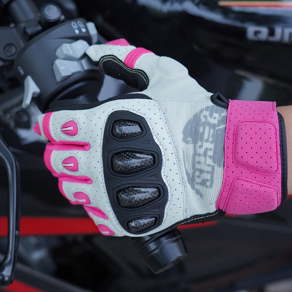 夏のバイク走行向けグローブ
