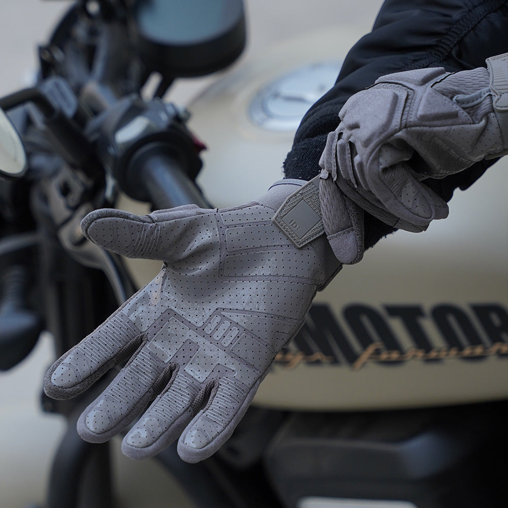 Seibertron Adult Or Youth S.O.L.A.G 2.0 Breathable Sports Outdoor Water Resistant Full Finger Touchscreen Gloves