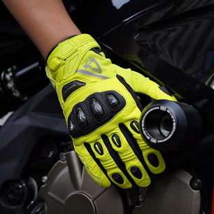 Snowproof motorcycle gloves