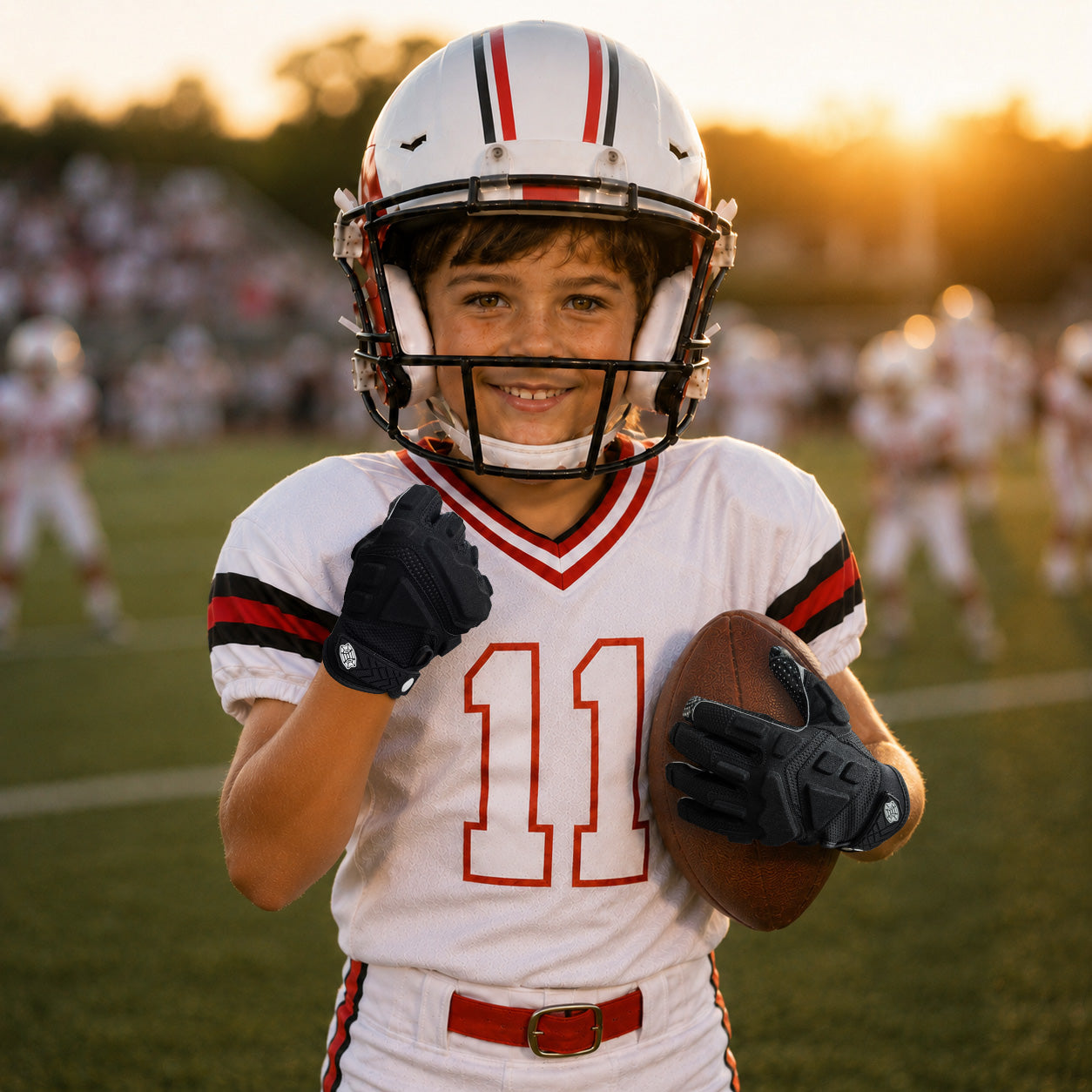 seibertron-gallery:garg-adult-youth-20260714 | product:7340603179198 | color:Black | group:Youth | slot:5 | Seibertron G.A.R.G 2.0 youth football receiver gloves black gallery 5