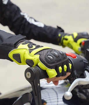 Seibertron Summer Youth Motorcycle Carbon Fiber Anti - Slip Soft Breathable Half - Finger Riding Gloves SPS - 9 - Seibertron